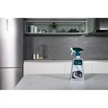 Electrolux M3SCS301 čistič na nerez, 300 ml sprej