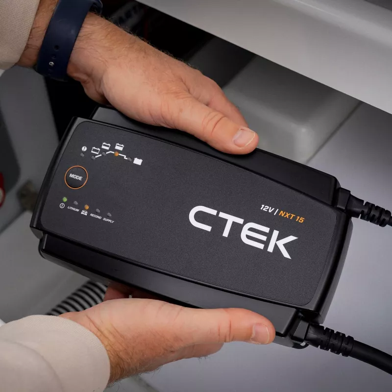 CTEK NXT 15 40-725 inteligentná nabíjačka batérií 15A 12V pre olovené a lítiové batérie