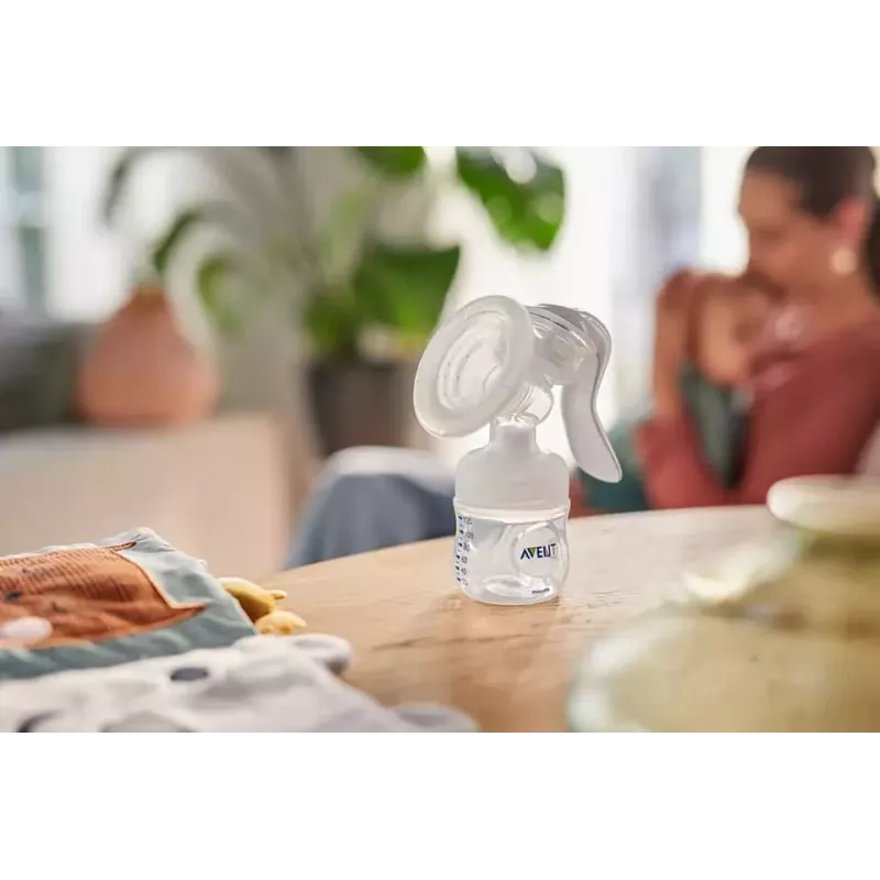 Philips Avent Lotus manuálna odsávačka mlieka s 3 nádobkami na skladovanie a adaptérom