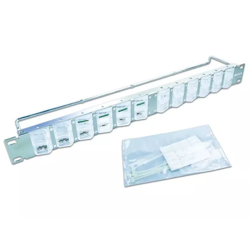Wirewin kvalitný 24-portový keystone modulový blindpanel, 0° alebo 45° uhol nastaviteľný keystone systém (WKS PANEL 24 DYN ANG)