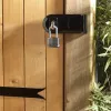 Master Lock Excell visiaci zámok z laminovanej ocele 52 mm s 38 mm strmeňom (M5EURDLF)