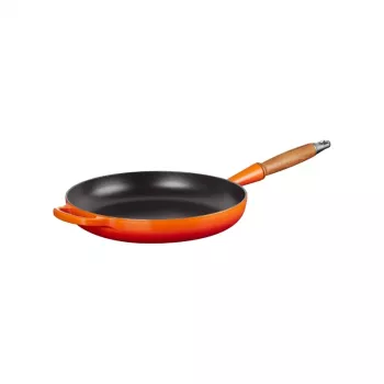 Le Creuset liatinová panvica na vyprážanie s drevenou rukoväťou 28 cm Volcanic Orange