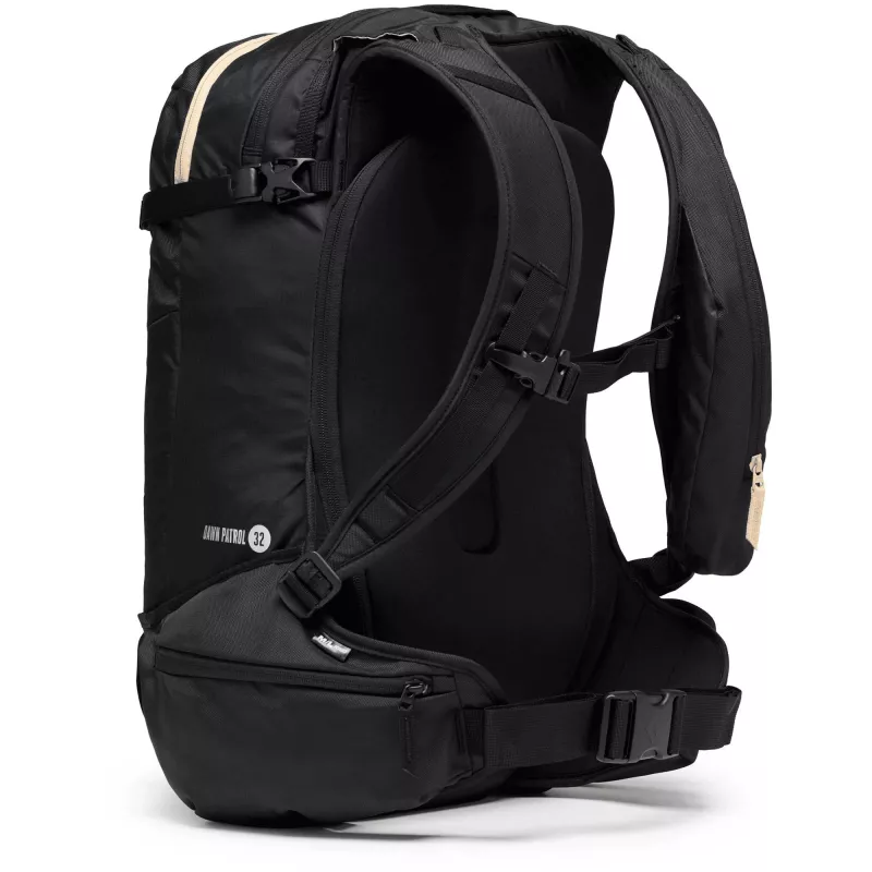 Black Diamond Dawn Patrol 32 S/M čierny batoh