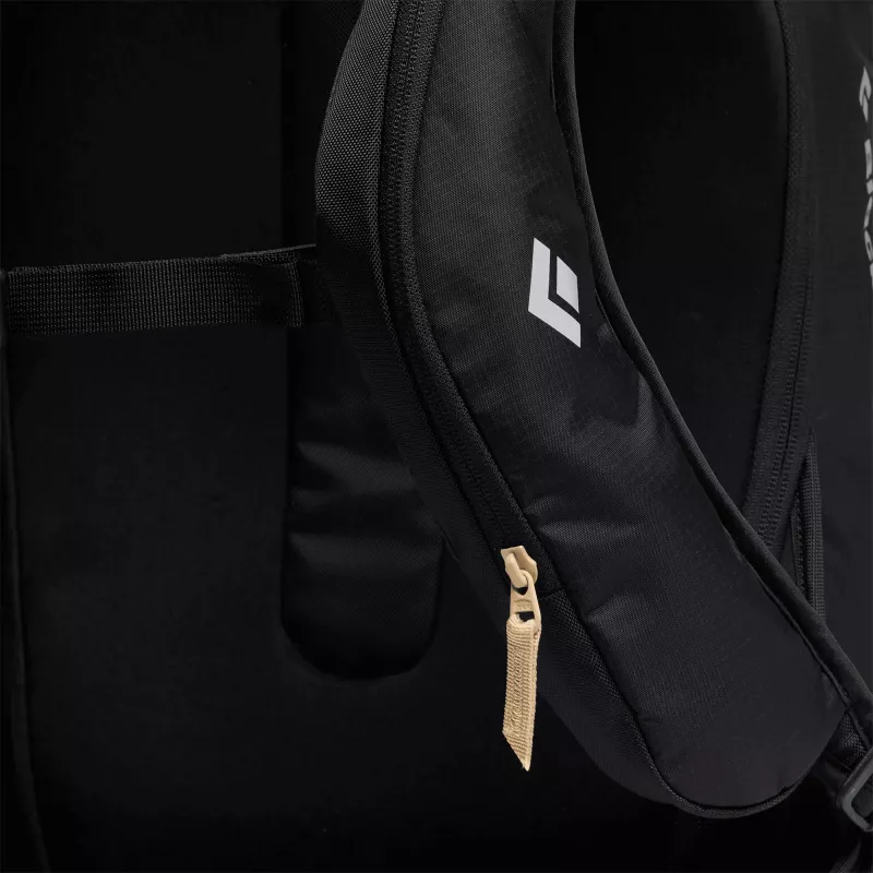 Black Diamond Dawn Patrol 32 S/M čierny batoh