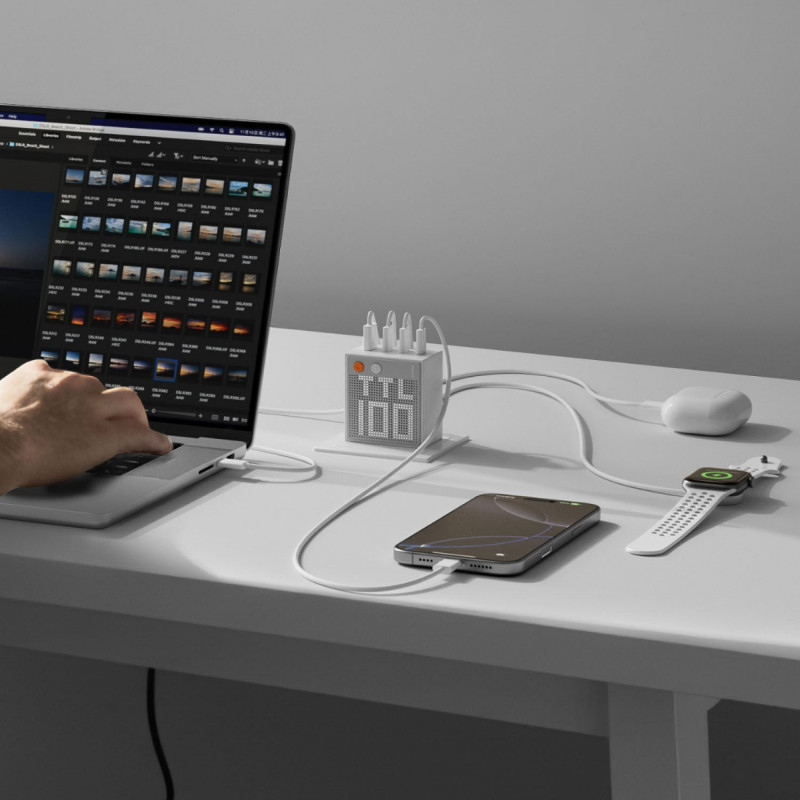 SHARGE Pixel 100 GaN nabíjačka, 100W, 3x USB-C, 1x USB-A - biela