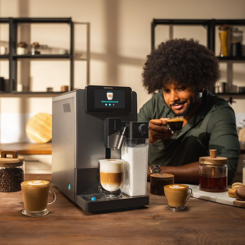 Cecotec Cremmaet Latte Touch plnoautomatický kávovar, 19 bar, integrovaný naparovač mlieka, 1500 W, čierny