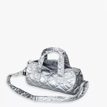 Cestovná taška LOQI Metallic – Strieborná Puffy (stredná)