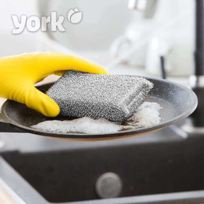 YORK špongia na teflónové povrchy v kovovom puzdre 12,5x8x2,7cm