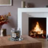 Yankee Candle Crackling Embers sviečka, stredná