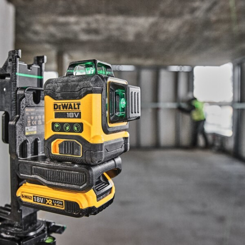 DeWalt DCLE34031D1-QW 3x360° krížový líniový laser, zelený, 40 m, 18 V, 2 Ah akumulátor, kufrík TSTAK