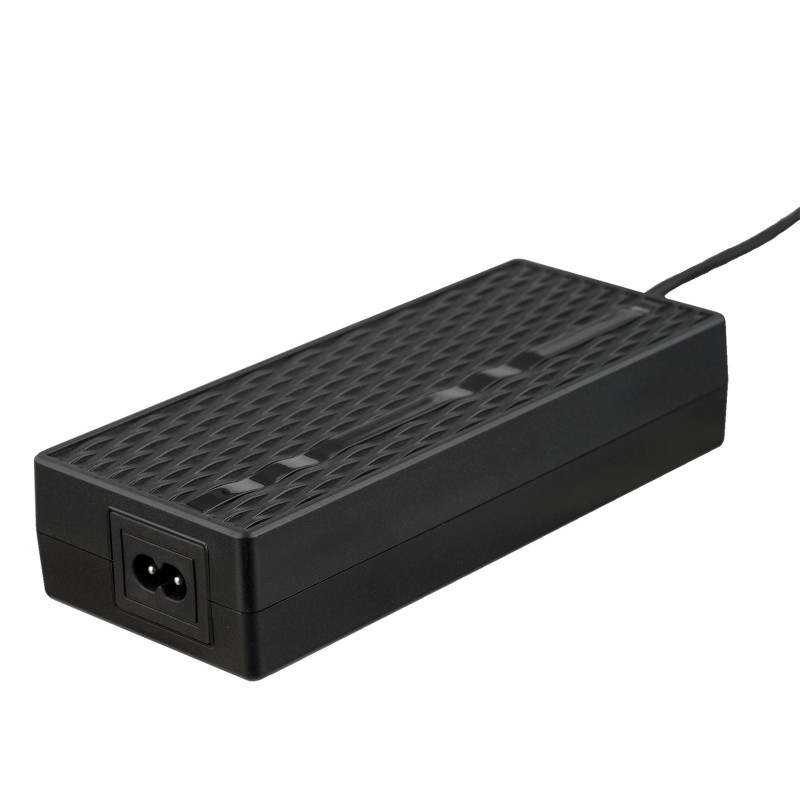 Akyga AK-EV-11 nabíjačka pre 36 V e-kolobežky, 42 V / 2 A 84 W, GX12 3-pol 9 mm, 1 m