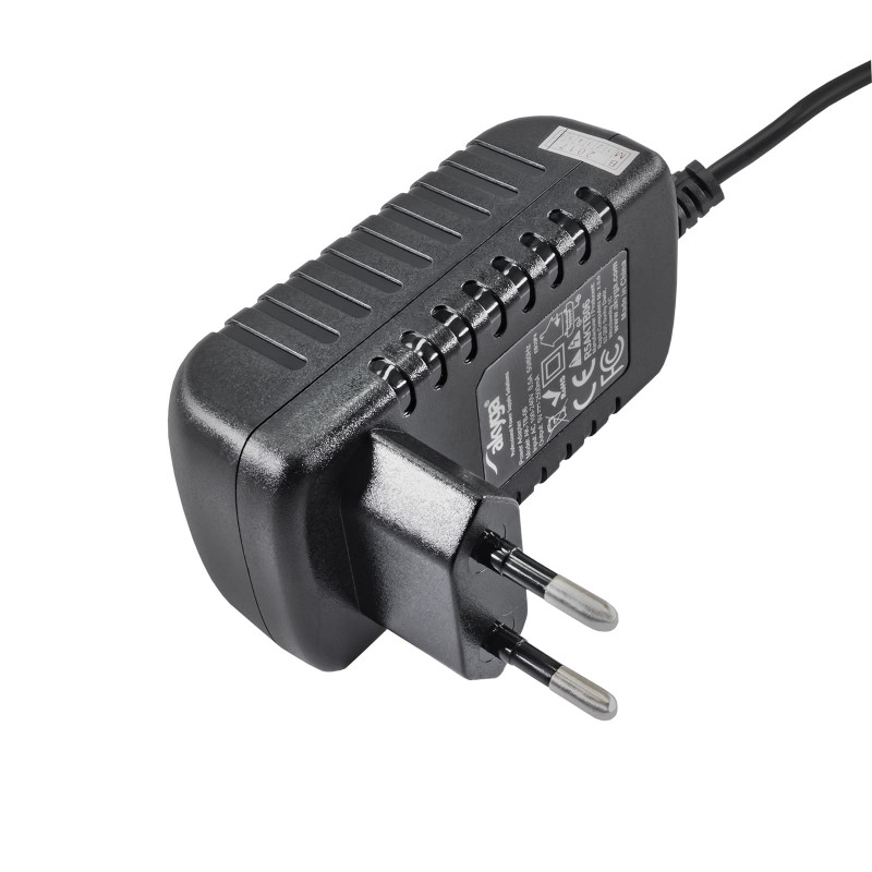 Univerzálny napájací zdroj Akyga AK-TB-06 5,0V / 2,5A 12,5W micro USB B 1,1m