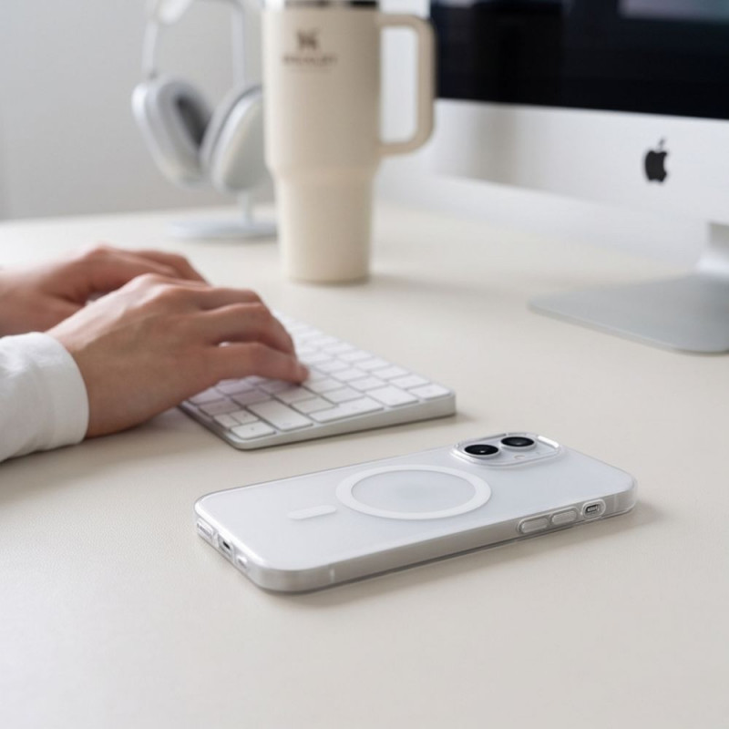 Tech-Protect MagZero MagSafe kryt na Apple iPhone 17, matná biela