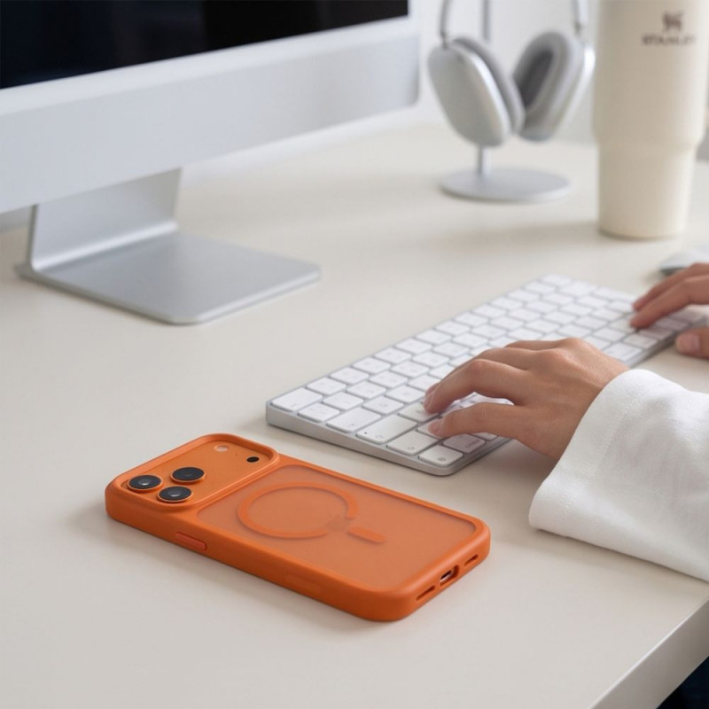 Tech-Protect Magmat MagSafe CC puzdro pre Apple iPhone 17 Pro / 18 Pro, matná cosmic orange