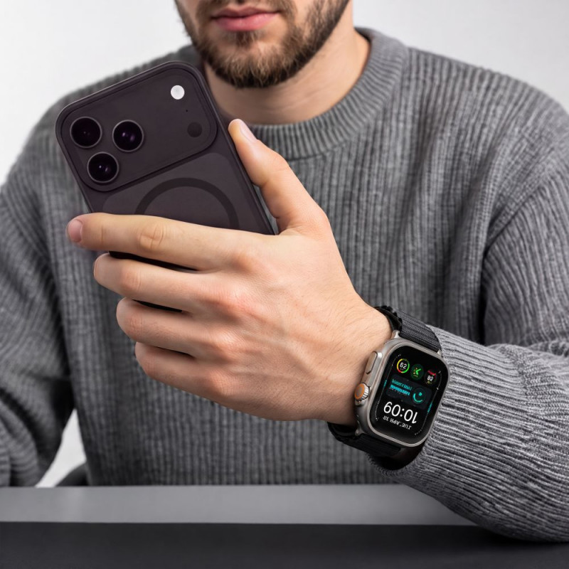 Tech-Protect Nylon Pro remienok na Apple Watch 8 / 9 / 10 / 11 / 12 / SE / Ultra 44/45/46/49 mm, čierny