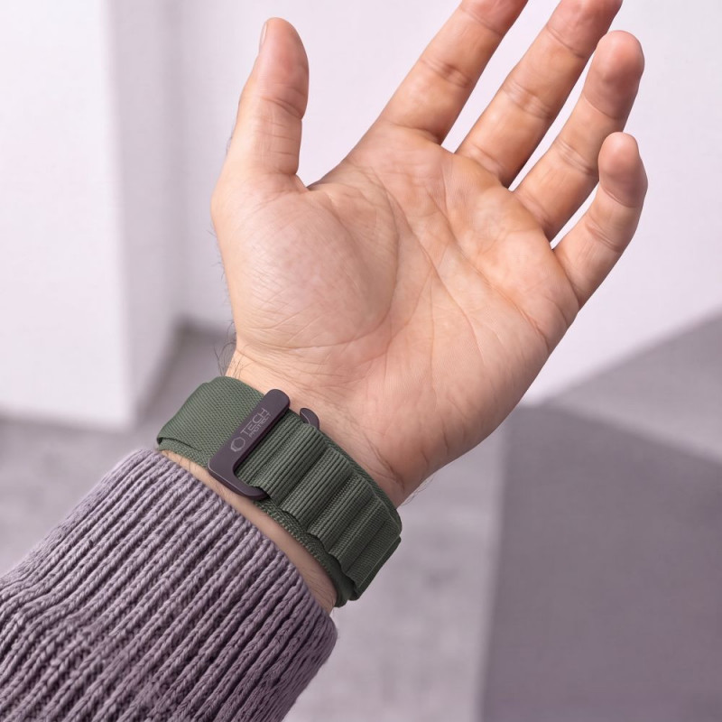 Remienok na hodinky Tech-Protect Nylon Pro THP6036 pre Garmin Fenix 5X / 5X Plus / 6X / 6X Pro / 7X / 8 / 8 Pro / 9 / 9 Pro (51 mm), vojenská zelená