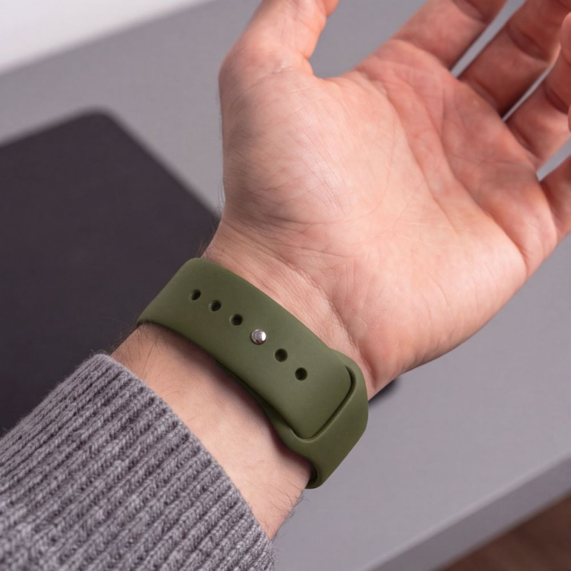 Tech-Protect silikónový remienok pre Apple Watch 8 / 9 / 10 / 11 / 12 / SE / Ultra 44/45/46/49 mm, olivovo zelený