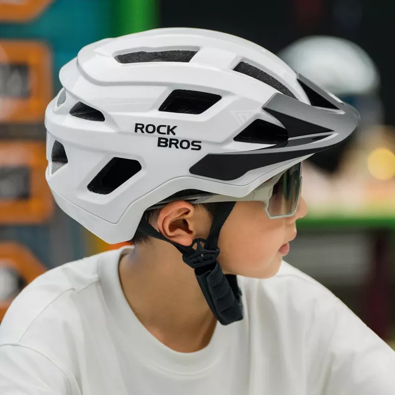 Rockbros LK-67 Detská cyklistická prilba s odnímateľným štítom, 54-58 cm, biela
