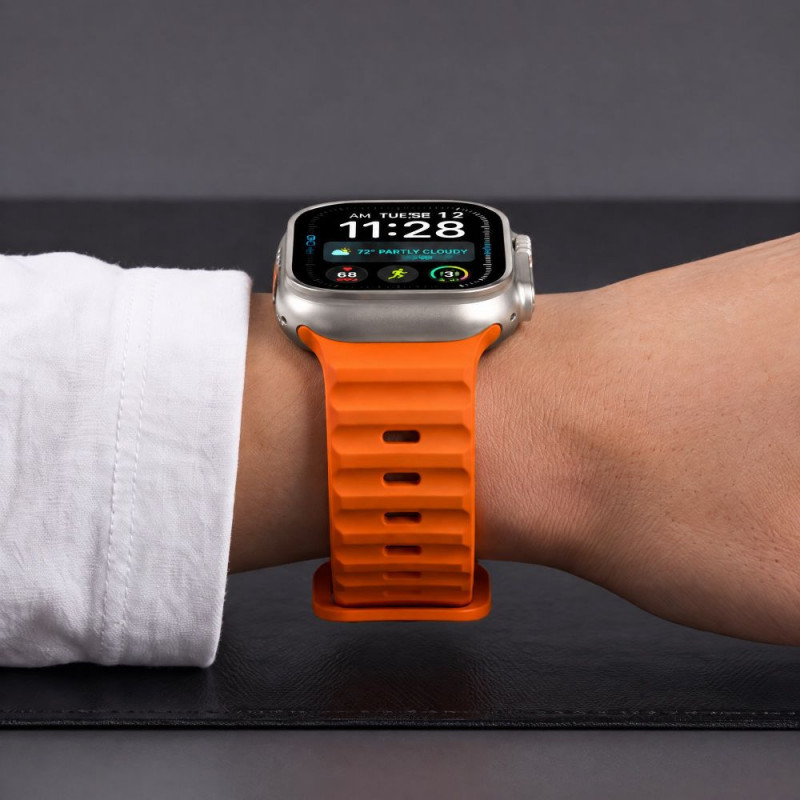 Tech-Protect Silicone Line remienok pre Apple Watch 8 / 9 / 10 / 11 / 12 / SE / Ultra 44/45/46/49 mm, oranžový