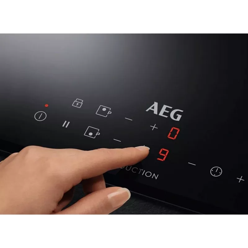 AEG IKB32300CB 2-zónová indukčná varná doska, Touch Control, PowerBoost, čierna