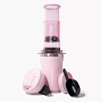 AeroPress Go Plus kávovar s ružovým termohrnčekom 475 ml