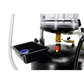 AWTOOLS AW10415BL Ručná rotačná olejová pumpa pre 200L sudy, 20 L/min, liatina, teleskopická sacia trubica, 2 palce BSP