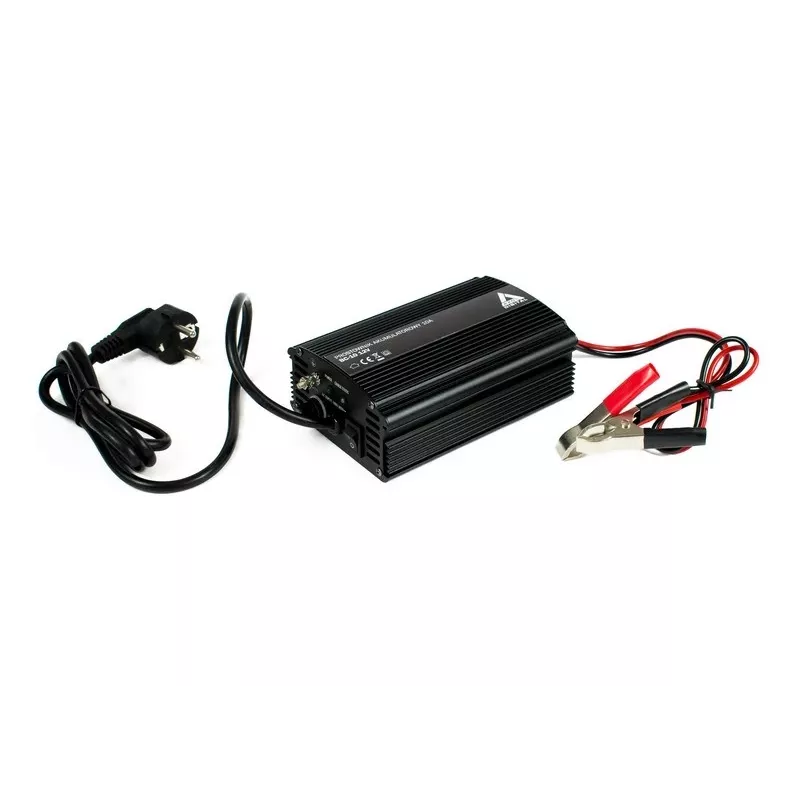AZO Digital 12V 10A 3-stupňová automatická nabíjačka batérií pre olovené batérie (230V AC vstup, EU konektor)