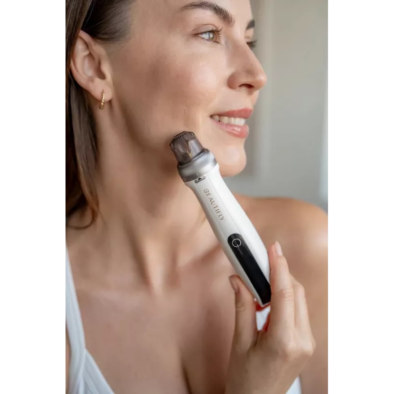 Beautifly CollagenBoost Dermapen microneedling pero