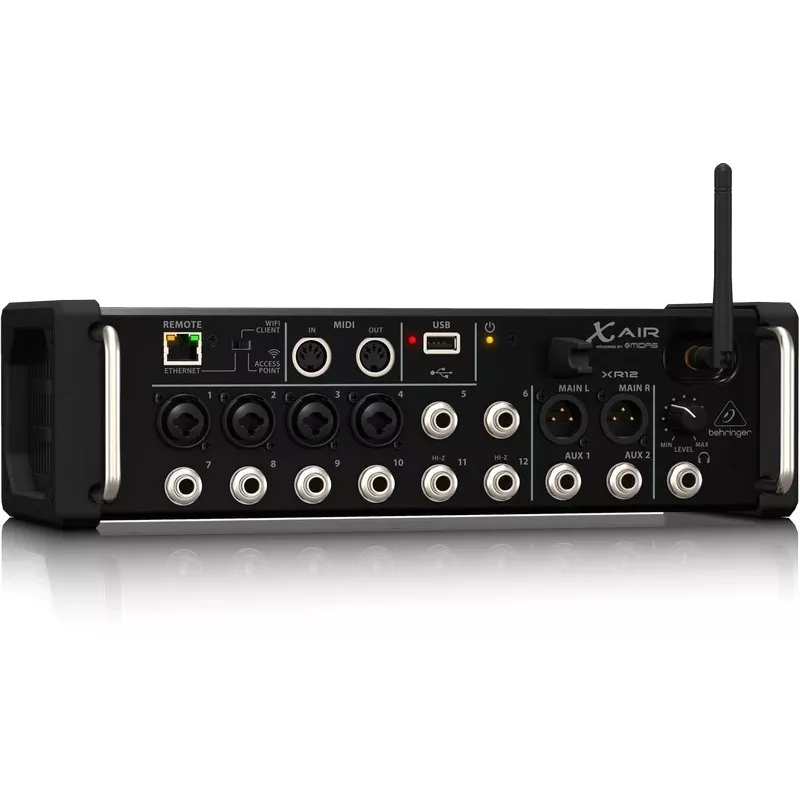 Behringer XR12 audio mixér 12 kanálov čierny