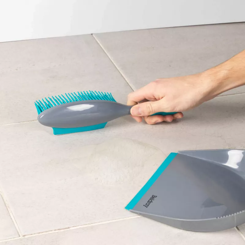 Beldray LA034191UFPEU7 Anti-bac Pet Plus+ súprava lopatky a metly s gumenou hlavou