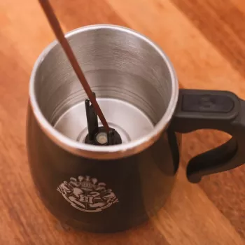 BlueSkyStudios Harry Potter samomiesiaci hrnček 350 ml čierny