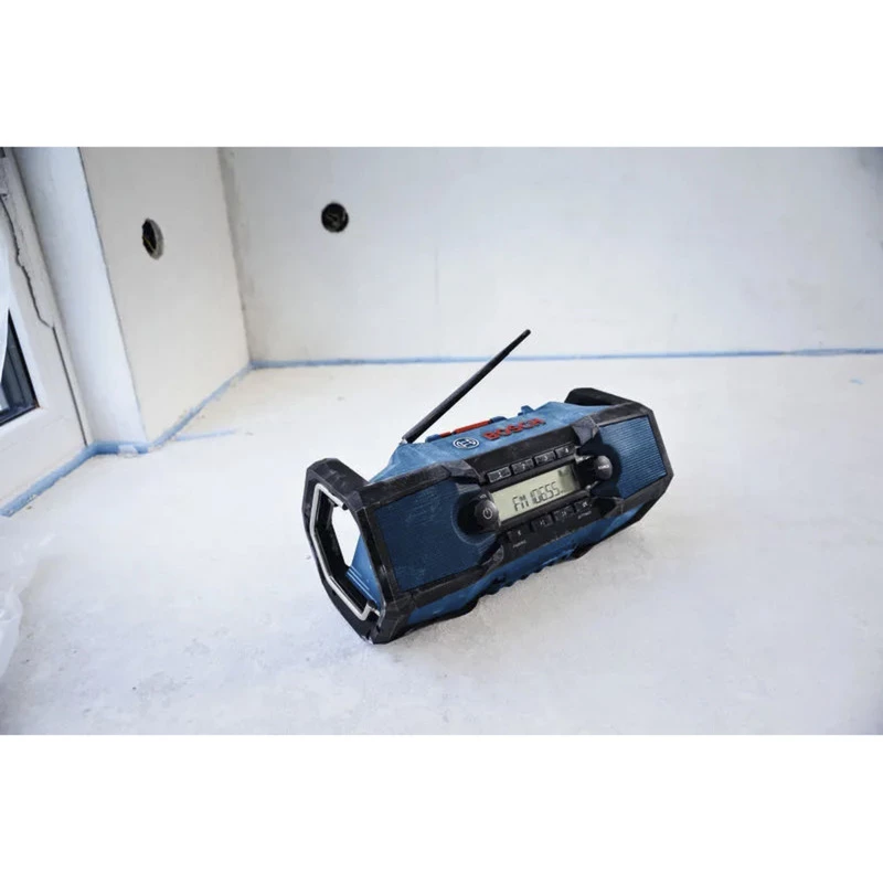 BOSCH HEAVY DUTY GPB18V-3C Professional Bluetooth FM rádio (modrá/čierna, zariadenie bez akumulátora)