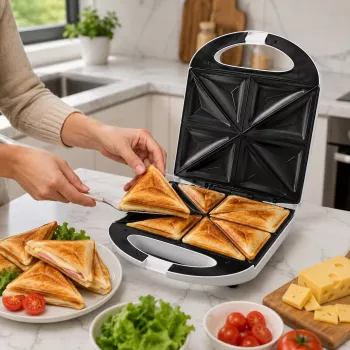 Brock SSM 3008 WH 8-scheiben XXL sendvičovač, 1400W, nepriľnavé trojuholníkové platne, chladiaca rukoväť, bezpečnostná poistka, vertikálne skladovanie, biela