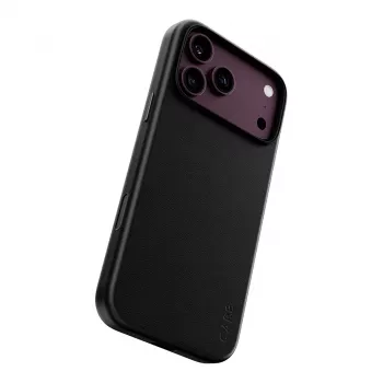 CARE by PanzerGlass Solo vegánske kožené puzdro s MagSafe pre iPhone 17 Pro Max - čierne