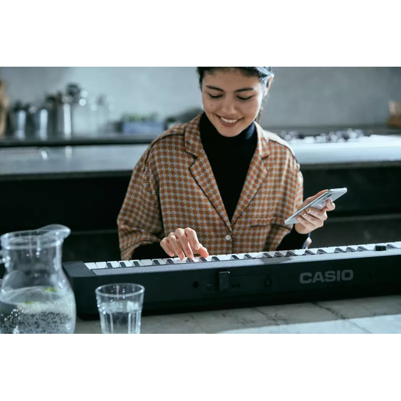 Casio CT-S1 61-klávesový digitálny syntetizátor čierny