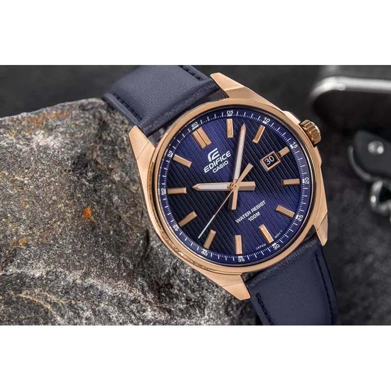 Casio Edifice EFV-150CL-2AVUEF pánske hodinky s modrým ciferníkom a hnedým koženým remienkom