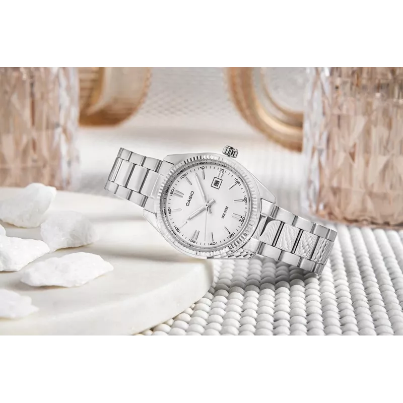 CASIO LTP1302PD7A1V unisex analógové quartz hodinky, strieborná nehrdzavejúca oceľ, 34,5 x 30,2 x 8,7 mm