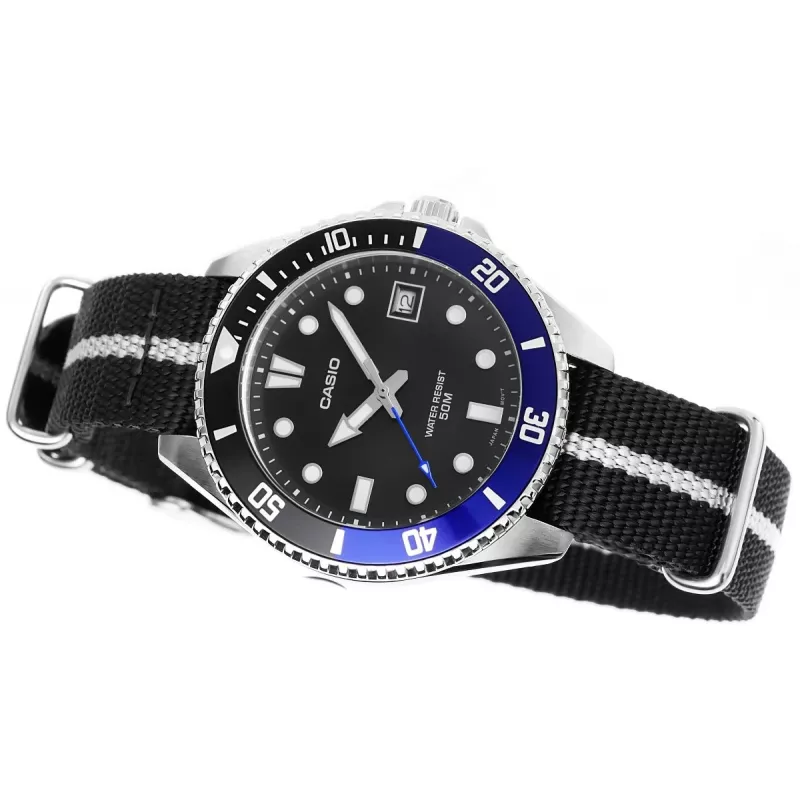 Casio MDV-10C-1A2VEF pánske potápačské hodinky čierna nehrdzavejúca oceľ resin