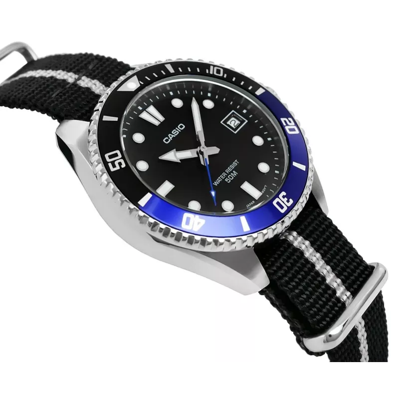 Casio MDV-10C-1A2VEF pánske potápačské hodinky čierna nehrdzavejúca oceľ resin