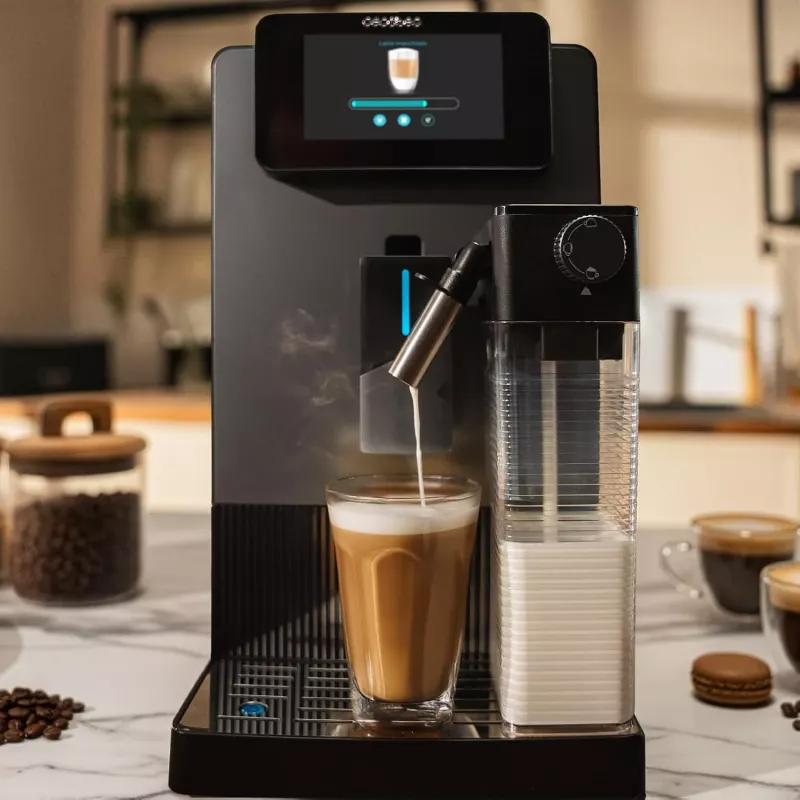 Cecotec kávovar Cremmaet Latte Jar 19 bar automatický integrovaný naparovač mlieka čierna/strieborná 1500 W