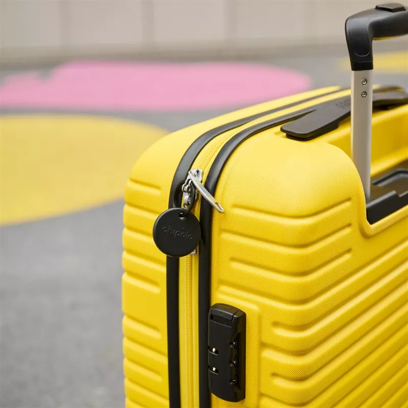 Chipolo POP – Bluetooth tracker s vymeniteľnou batériou pre iOS & Android, balenie 4 ks - čierna, biela, červená, modrá