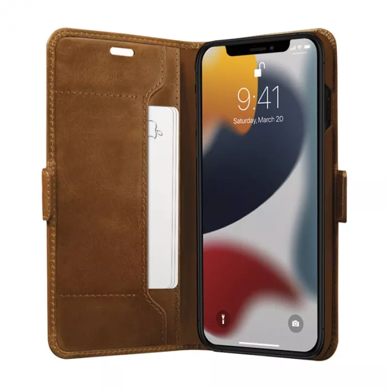 dbramante1928 Copenhagen Slim Flip puzdro pre Apple iPhone 13 Pro Max, zrnitá koža, svetlohnedé