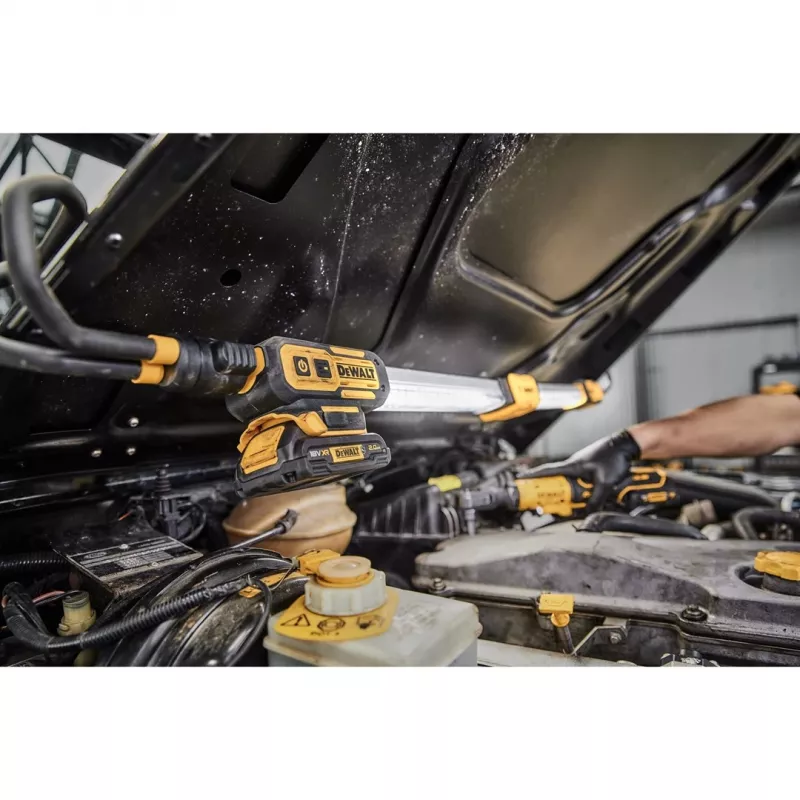 DEWALT DCL045 18V XR akumulátorové LED pracovné svietidlo (bez batérie)