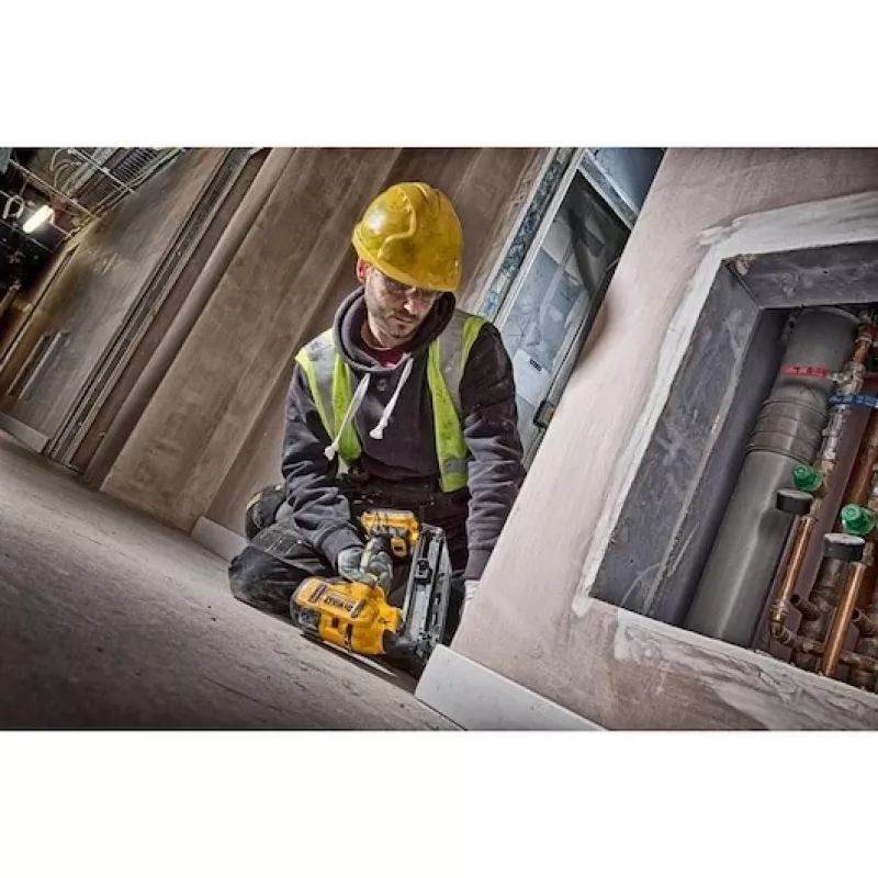 DEWALT DCN660D2-QW 18V akumulátorová nastreľovačka/zošívačka sada