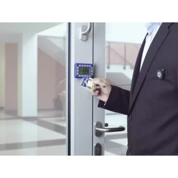 DURABLE držiak na ID karty s výsuvným jojo pre 1 kartu, balenie 10 ks 801119