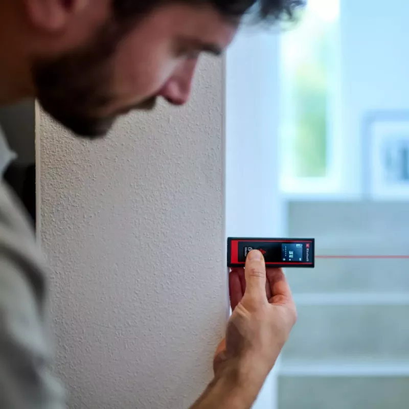 EINHELL laserový diaľkomer TC-LD 30 R (čierna/červená, 5 cm - 30 m)