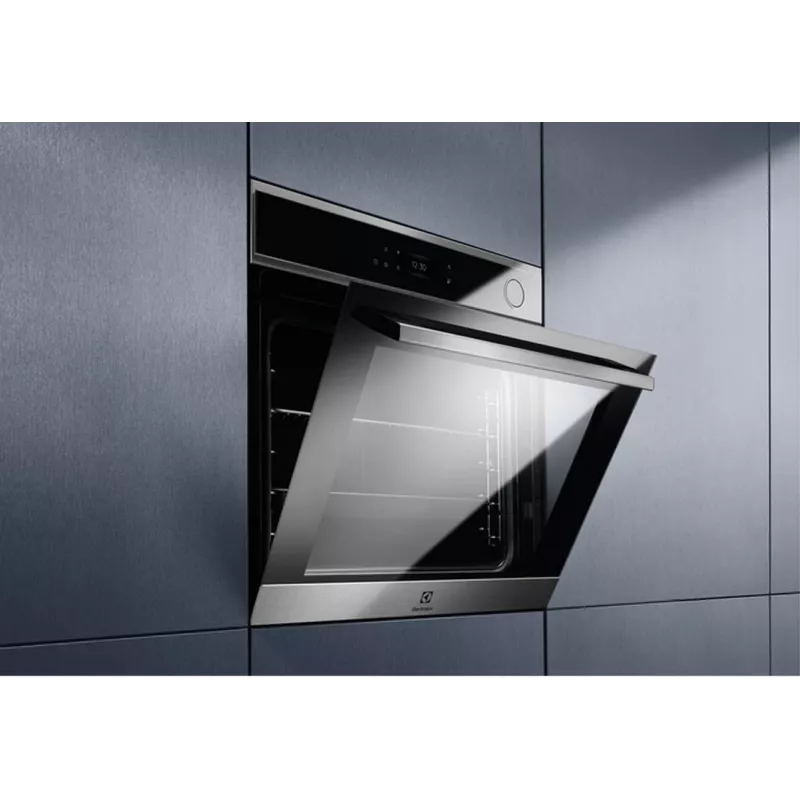 Electrolux EOC8P39WX vstavaná rúra s pyrolytickým samočistením, 71L, A+ energia, nerez