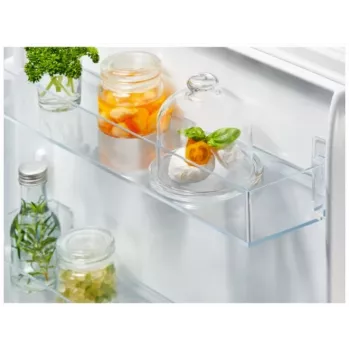 Electrolux LNA7NE18S vstavaná chladnička a mraznička - 253L celková kapacita, Low Frost, energetická trieda E