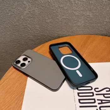 Evelatus Apple iPhone 16 Pro Max PC NeoCase s MagSafe hnedá