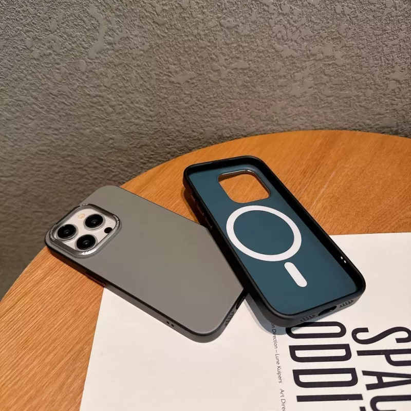 Evelatus Apple iPhone 16 Pro Max PC NeoCase s MagSafe hnedá